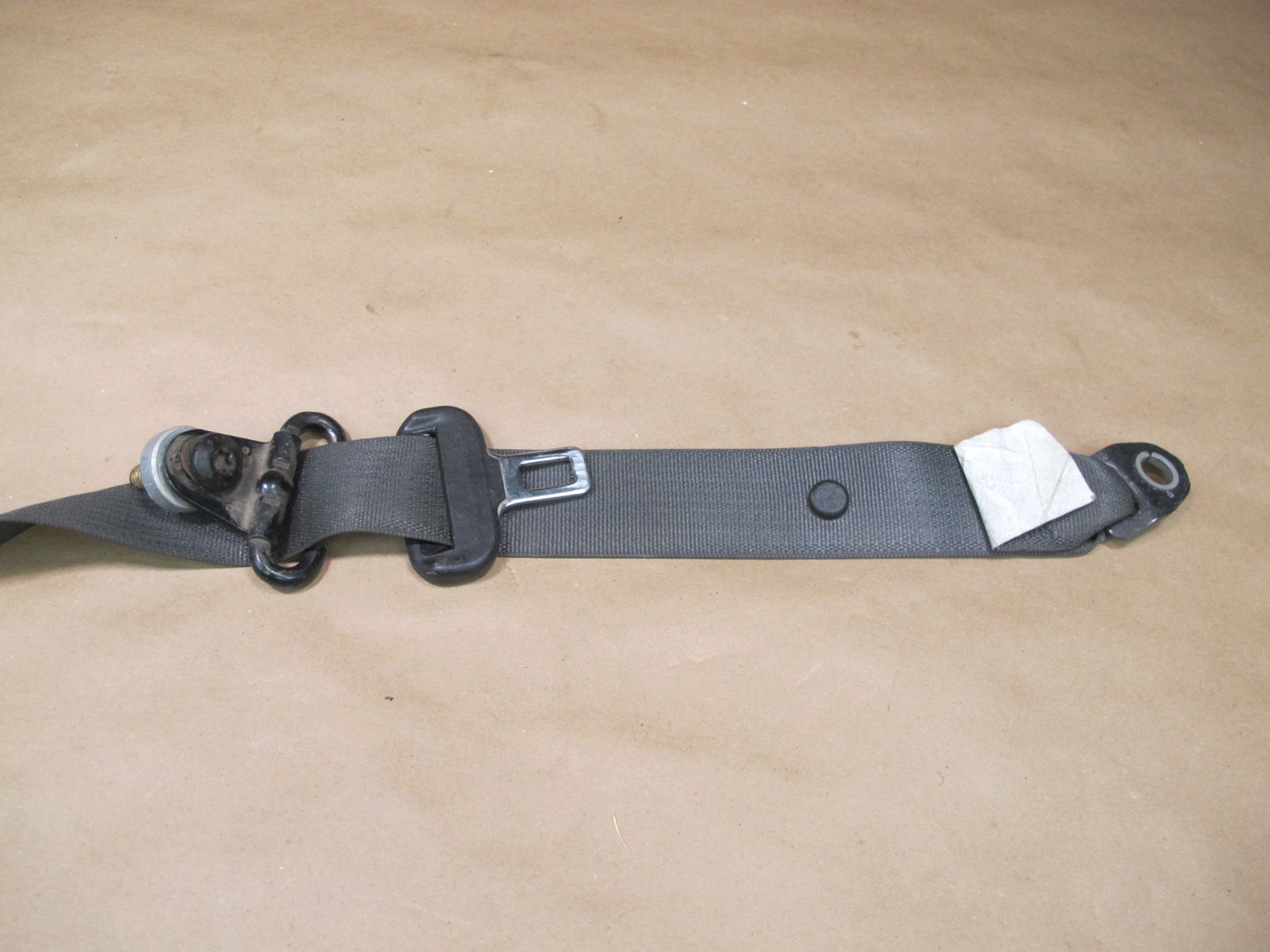 07-10 SATURN SKY FRONT LEFT & RIGHT SIDE SEATBELT RETRACTOR SET OEM