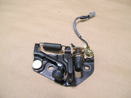 98-00 Lexus UCF20 LS400 Trunk Lock Latch & Lock Latch Striker Set OEM