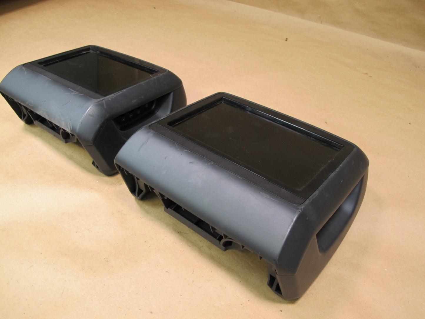 11-13 Mercedes W221 S-class Set of 2 Headrest Multimedia Display Screen OEM
