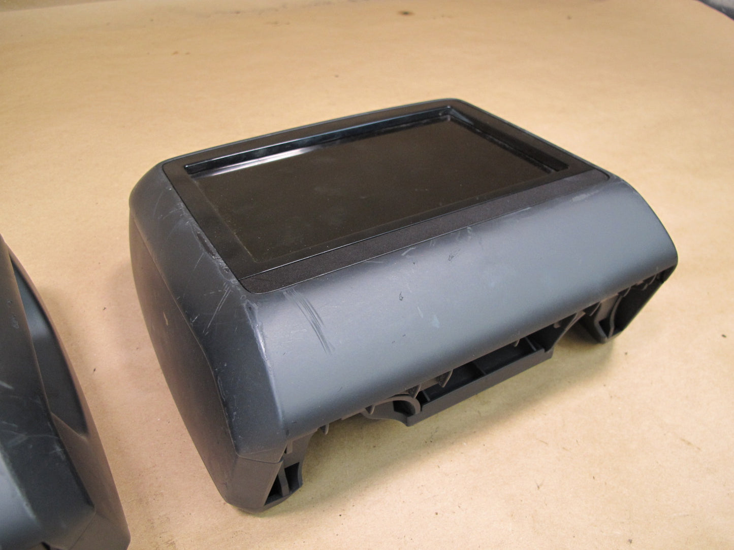 11-13 Mercedes W221 S-class Set of 2 Headrest Multimedia Display Screen OEM