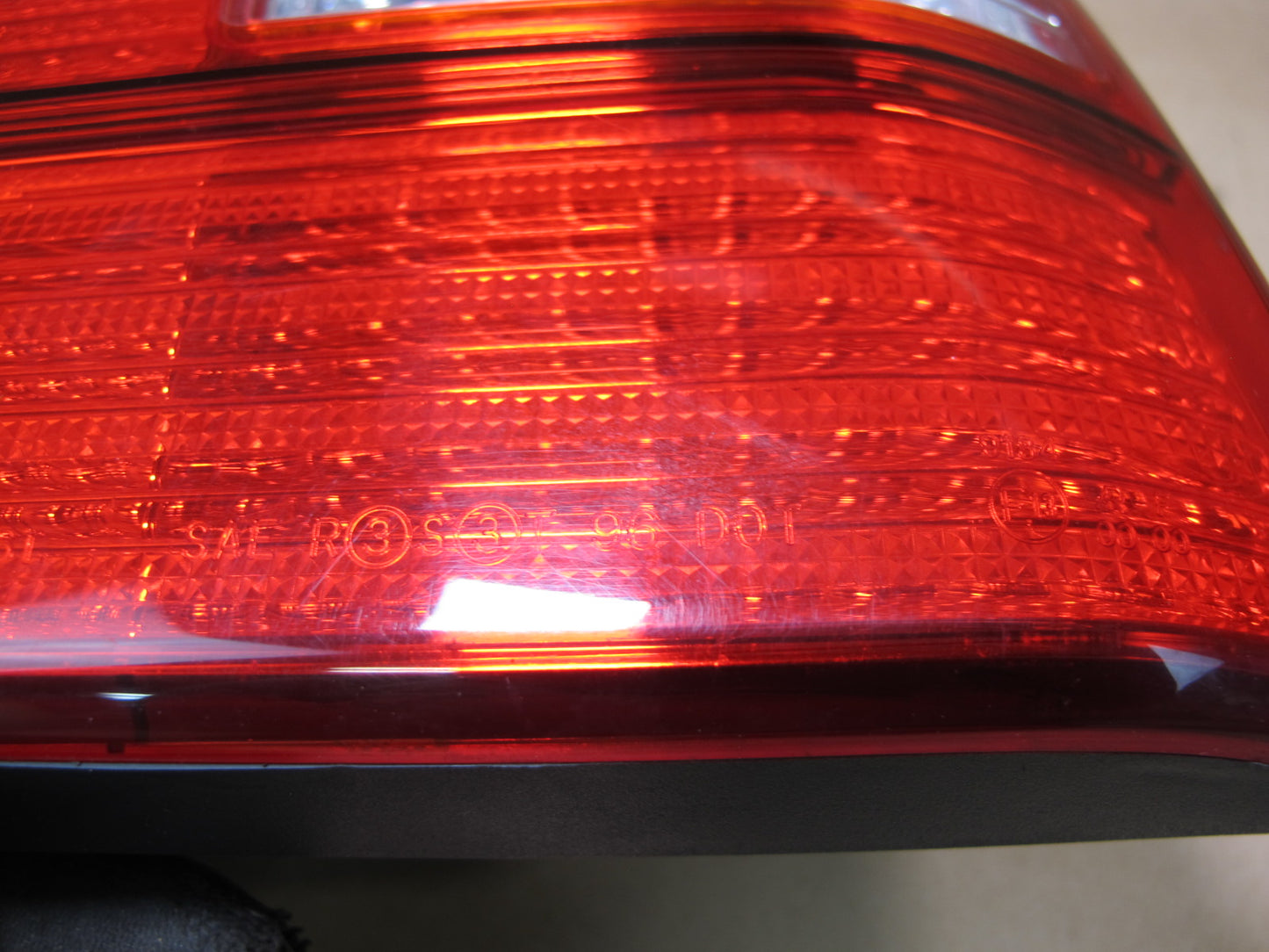 98-00 Lexus UCF20 LS400 Set of 2 Rear Left & Right Inner Tail Light Lamp OEM