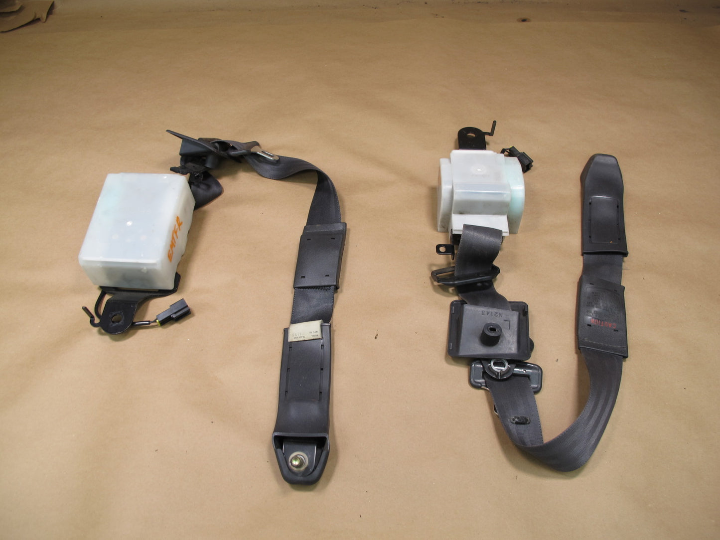 91-99 MITSUBISHI 3000GT FRONT RIGHT & LEFT SIDE SEATBELT RETRACTOR SET OEM