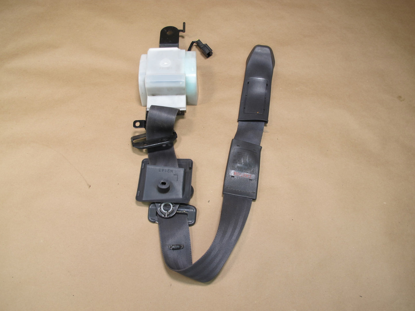 91-99 MITSUBISHI 3000GT FRONT RIGHT & LEFT SIDE SEATBELT RETRACTOR SET OEM