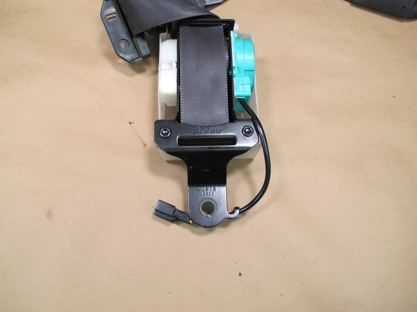 91-99 MITSUBISHI 3000GT FRONT RIGHT & LEFT SIDE SEATBELT RETRACTOR SET OEM