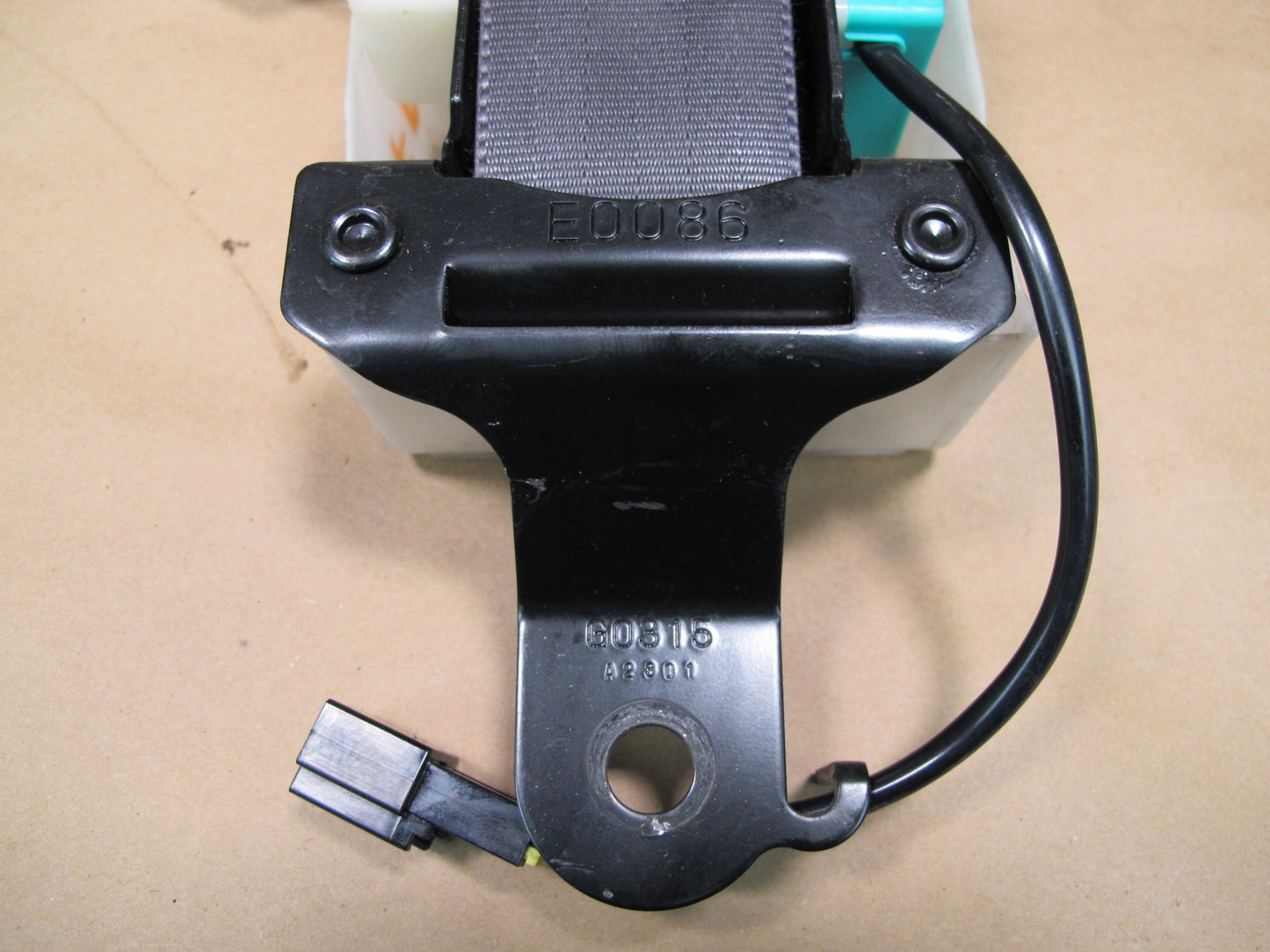 91-99 MITSUBISHI 3000GT FRONT RIGHT & LEFT SIDE SEATBELT RETRACTOR SET OEM