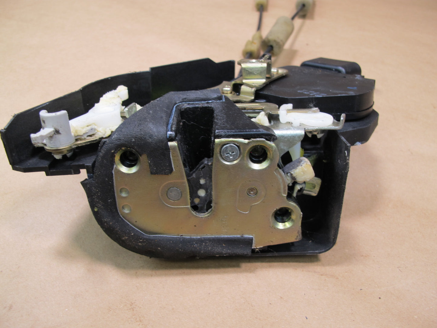 01-06 Lexus UCF30L LS430 Rear Left Door Lock Latch Actuator OEM