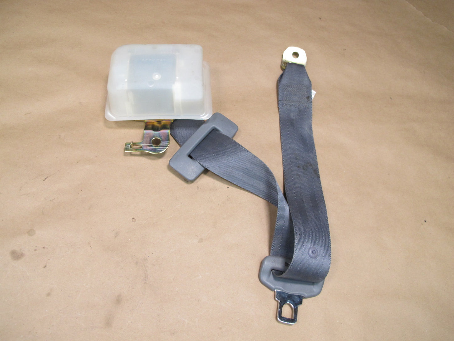 98-00 LEXUS LS400 REAR RIGHT CENTER LEFT SIDE SEATBELT RETRACTOR SET OEM