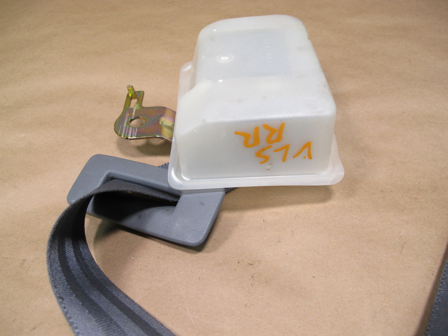 98-00 LEXUS LS400 REAR RIGHT CENTER LEFT SIDE SEATBELT RETRACTOR SET OEM