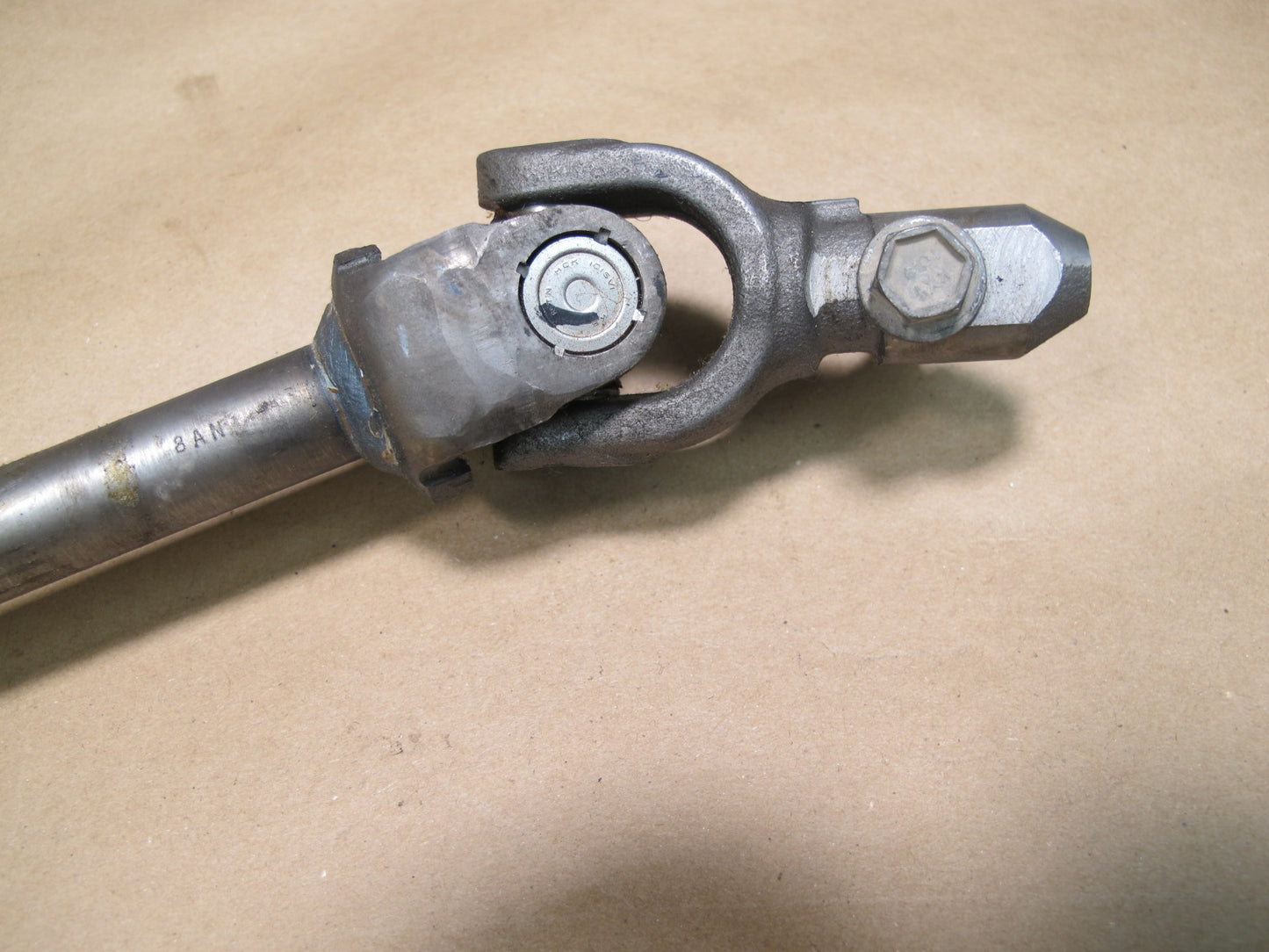 07-10 Saturn SKY Solstice Steering Column Intermediate U Joint Shaft OEM