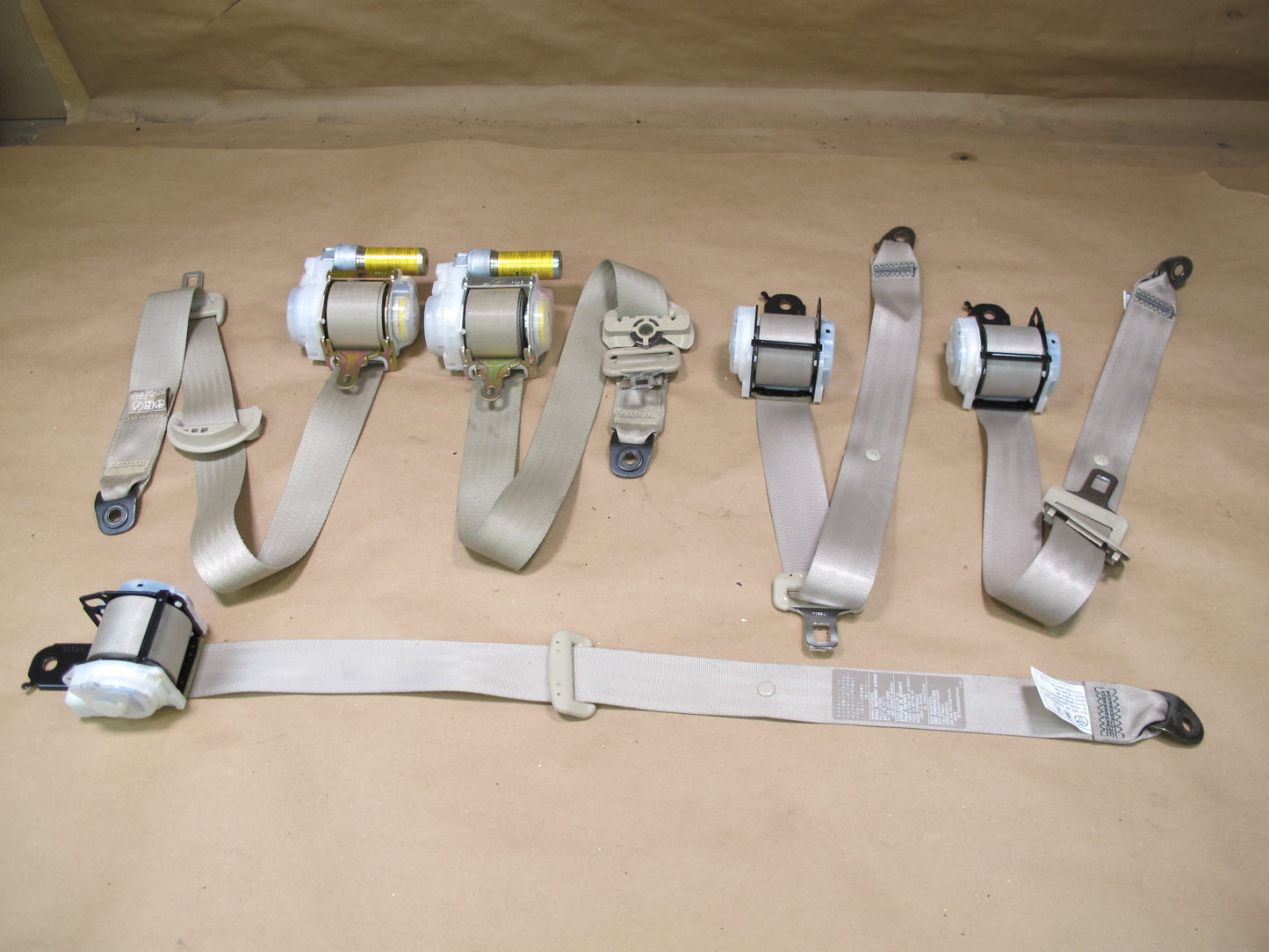 98-01 LEXUS GS300 GS430 FRONT & REAR LEFT CENTER RIGHT SIDE SEATBELT RETRACTOR SET OEM