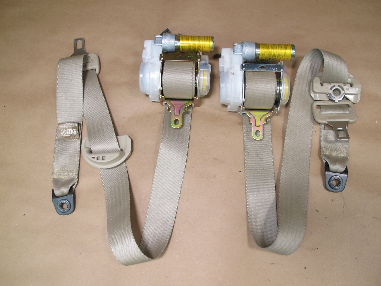 98-01 LEXUS GS300 GS430 FRONT & REAR LEFT CENTER RIGHT SIDE SEATBELT RETRACTOR SET OEM