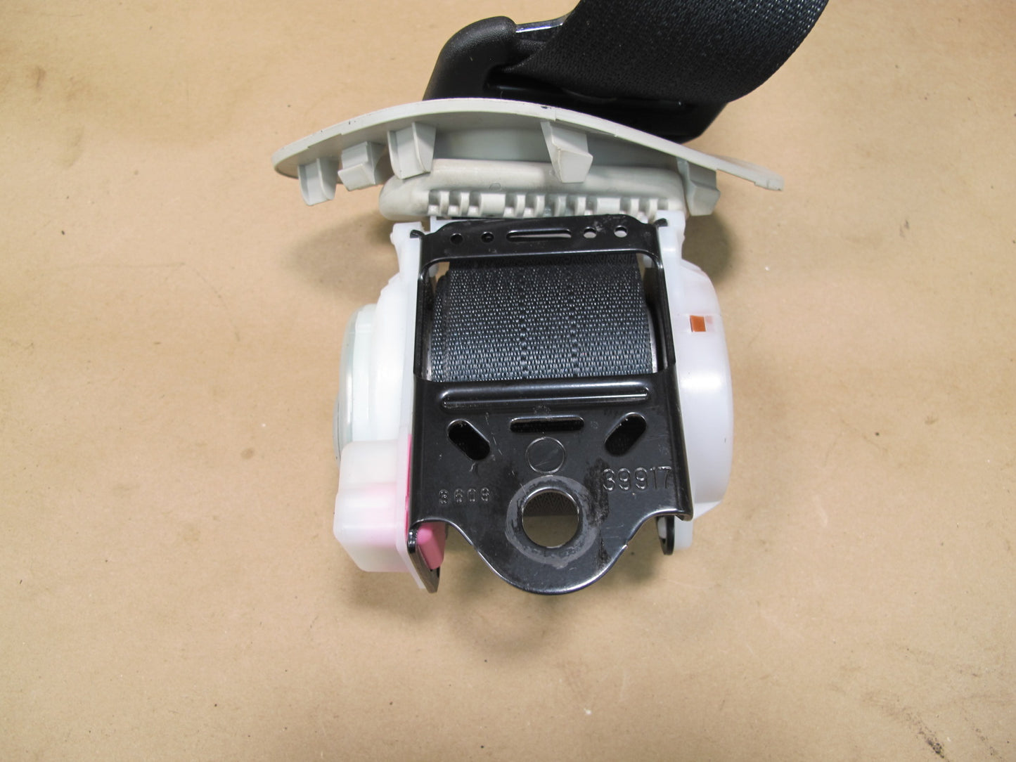 11-17 INFINITI QX56 QX80 REAR 3RD ROW RIGHT CENTER LEFT SIDE SEATBELT RETRACTOR SET OEM
