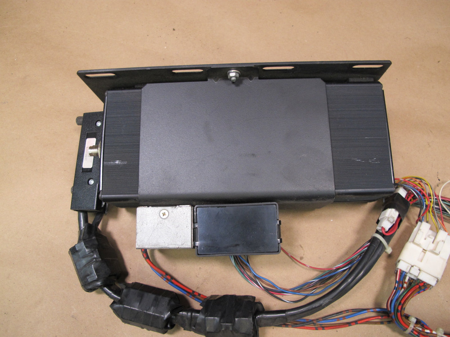95-97 Lexus JZZ31 SC400 SC300 Speaker Relay & Noise Reduction Filter Assy OEM