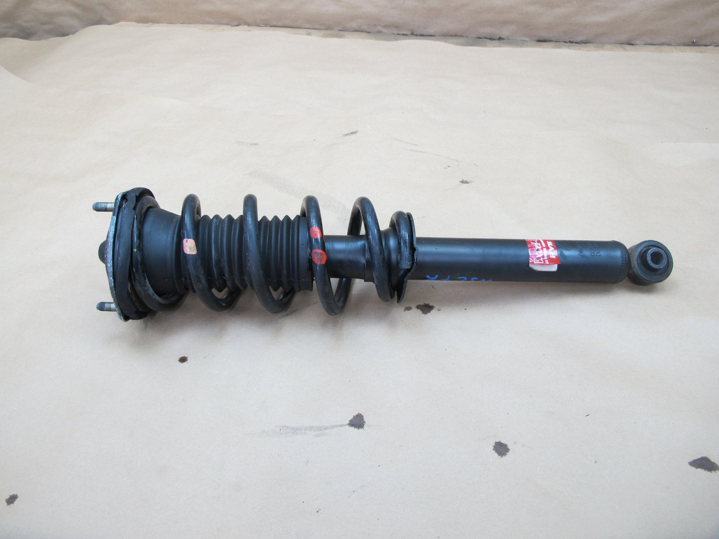 92-96 Lexus JZZ31 SC300 Set of 2 Front Left & Right Strut Shock Absorber KYB