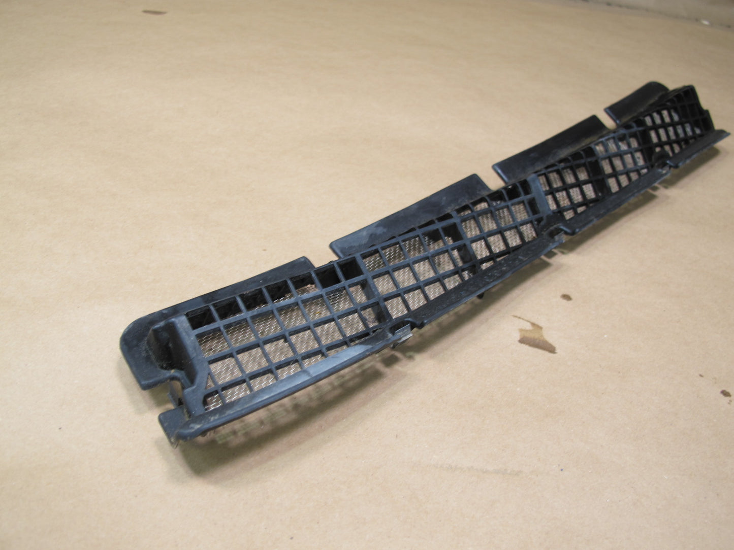85-89 Toyota MR2 AW15 Set of 2 Front Windshield Cowl Vent Grille Cover OEM