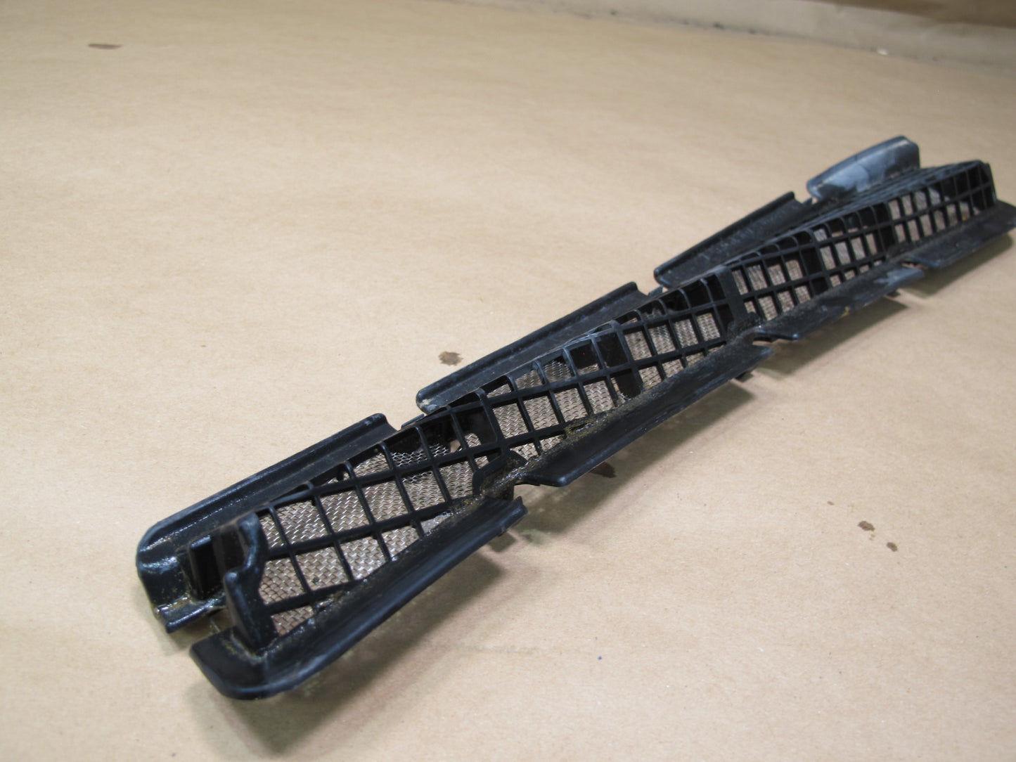 85-89 Toyota MR2 AW15 Set of 2 Front Windshield Cowl Vent Grille Cover OEM