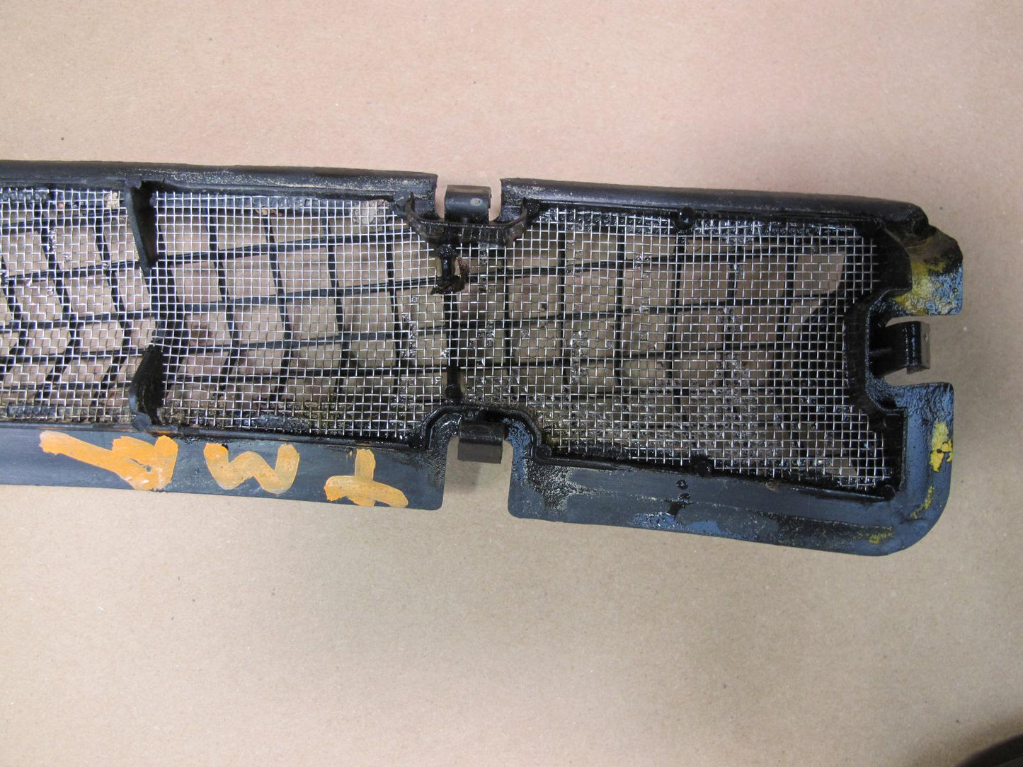 85-89 Toyota MR2 AW15 Set of 2 Front Windshield Cowl Vent Grille Cover OEM