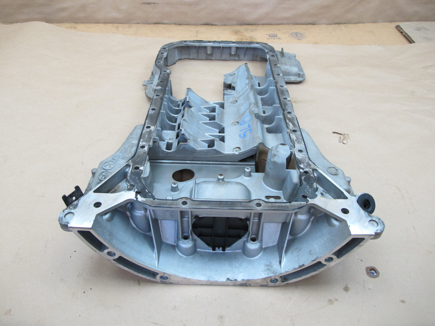 03-08 Mercedes W211 R230 CLK55 E55 SL55 AMG Engine Motor Upper Oil Pan OEM