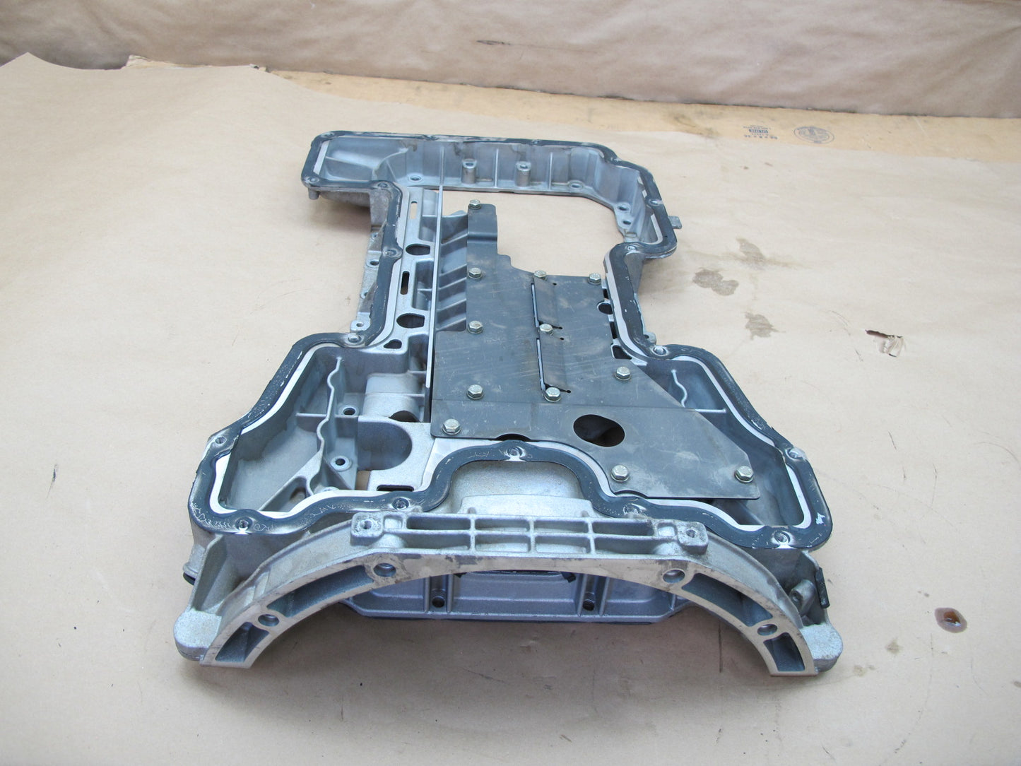 03-08 Mercedes W211 R230 CLK55 E55 SL55 AMG Engine Motor Upper Oil Pan OEM