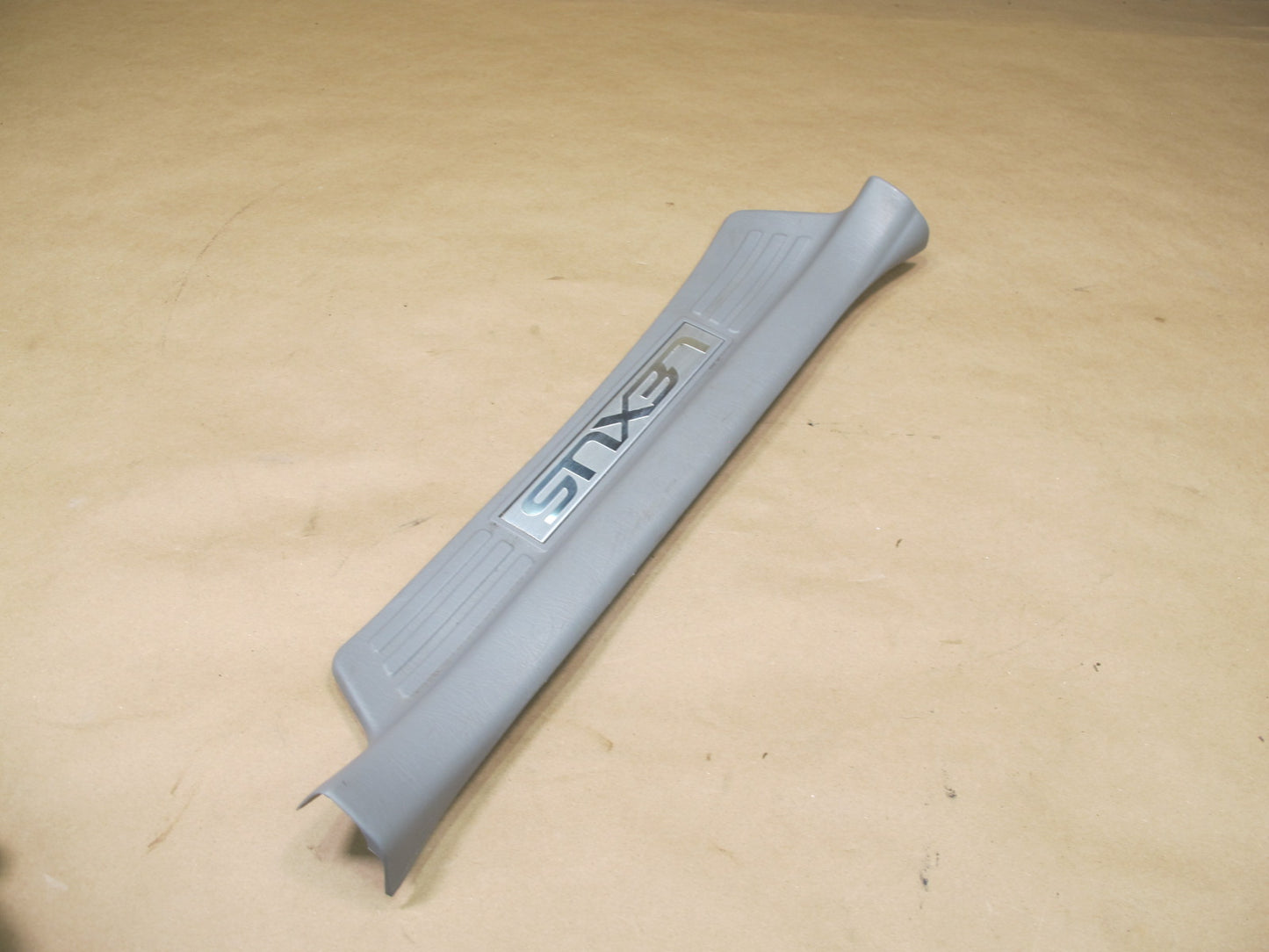 2003-2007 Lexus UZJ100L LX470 Rear Door Scuff Sill Plate Trim Set of 2