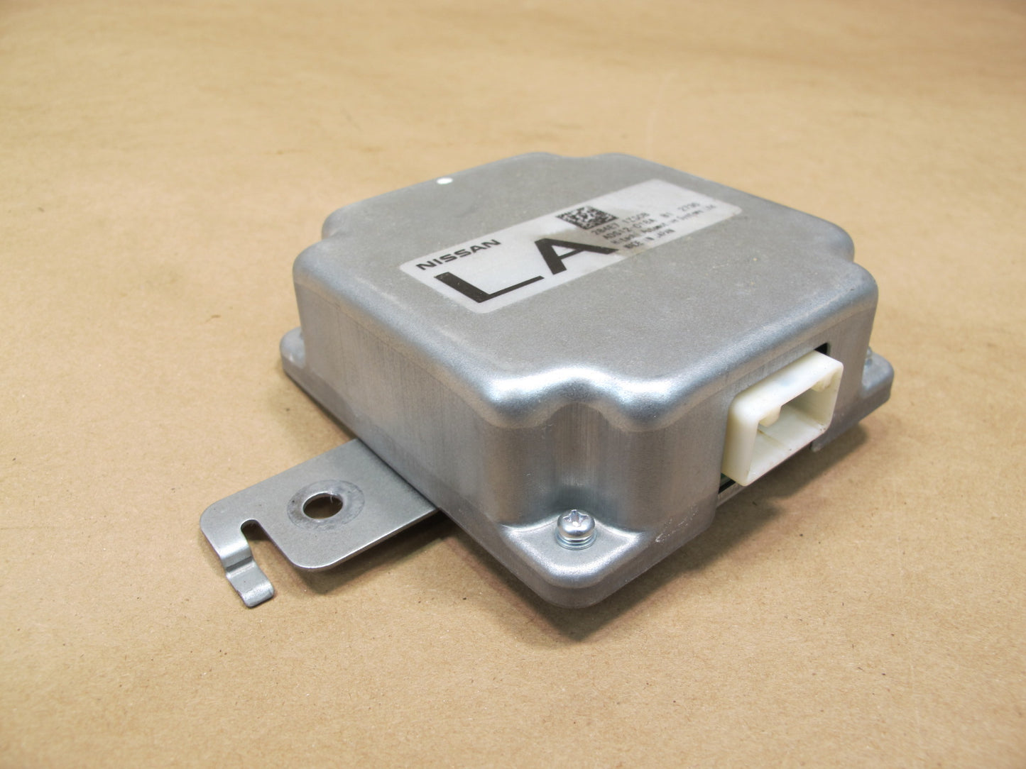 2011-2013 Infiniti QX56 AWD Drive Assist Control Module 284E71ZS0B