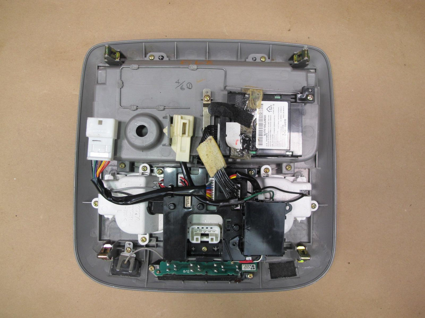 2003-2007 Lexus UZJ100L LX470 Overhead Console Interior Light Lamp Set