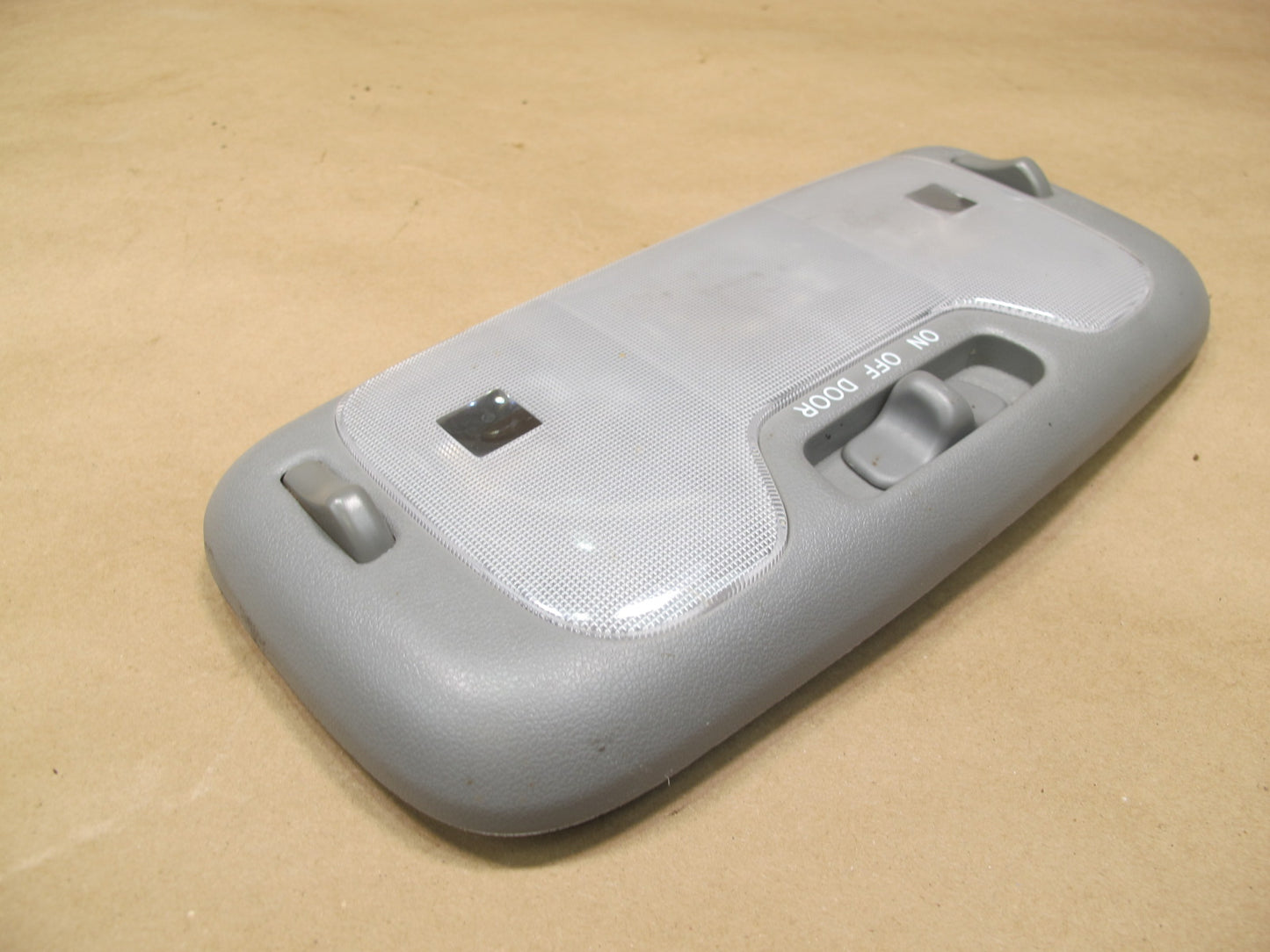 2003-2007 Lexus UZJ100L LX470 Overhead Console Interior Light Lamp Set