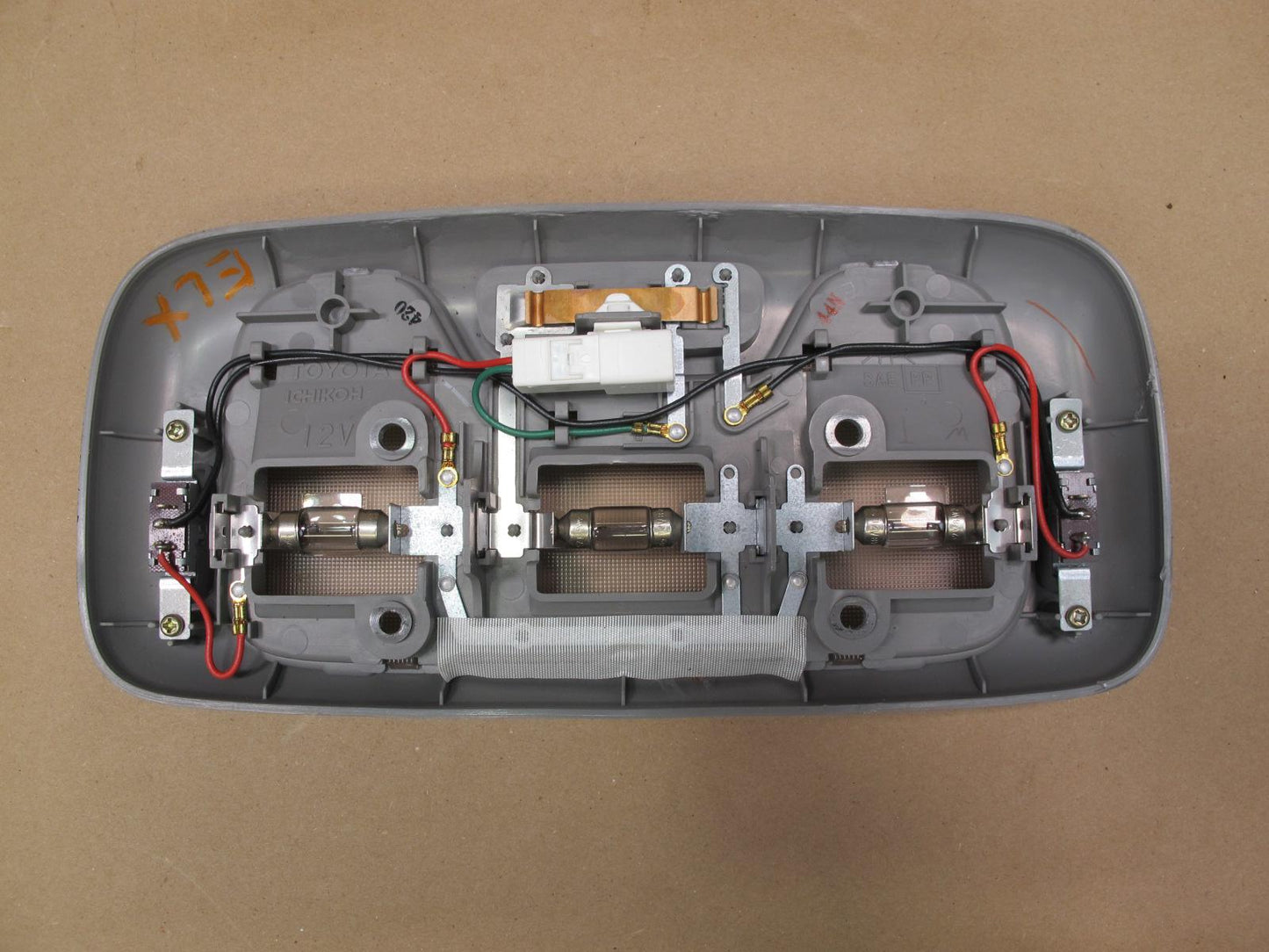 2003-2007 Lexus UZJ100L LX470 Overhead Console Interior Light Lamp Set