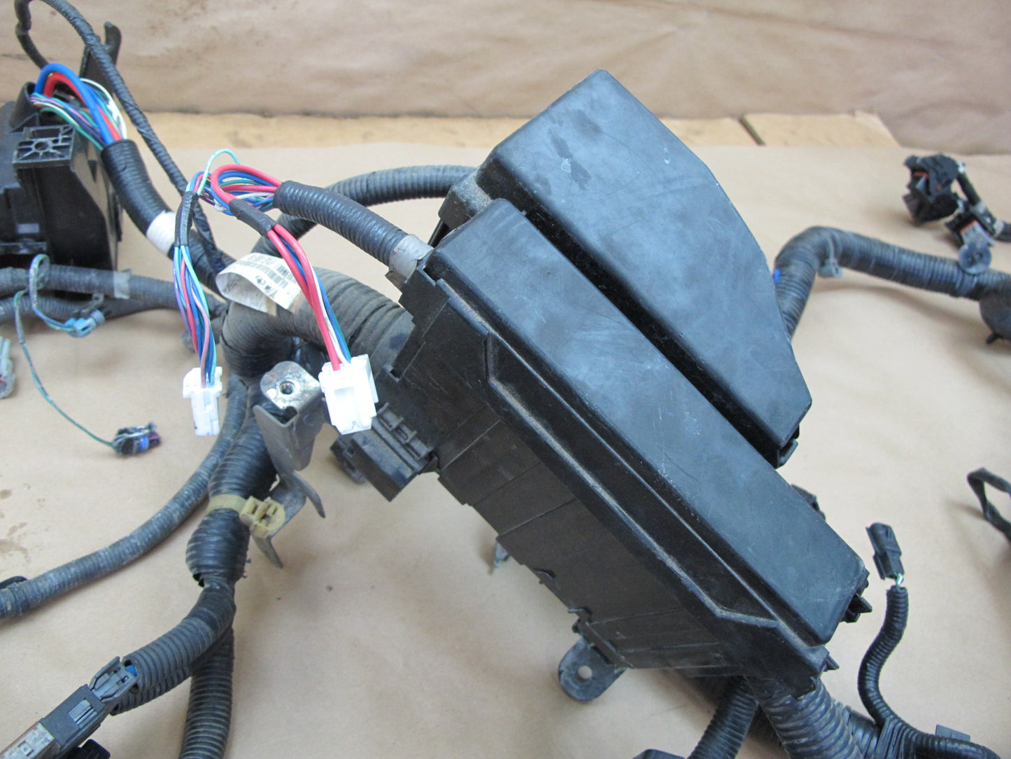 2014-2015 Infiniti QX60 2.5L Hybrid Engine Bay Room Motor Wire Wiring Harness
