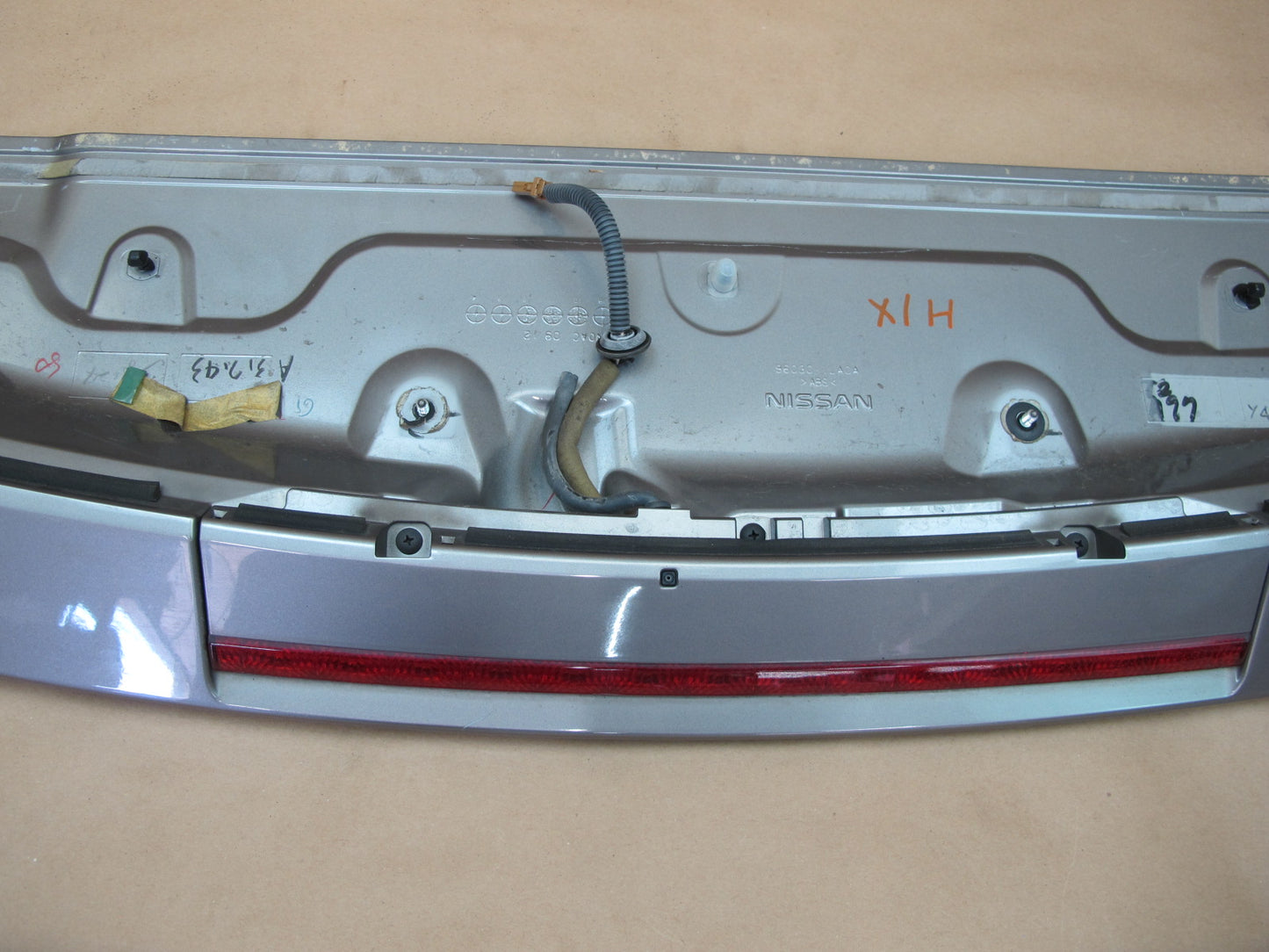 2011-2014 Infiniti QX56 QX80 Rear Trunk Lid Tailgate Spoiler w Third Brake Light