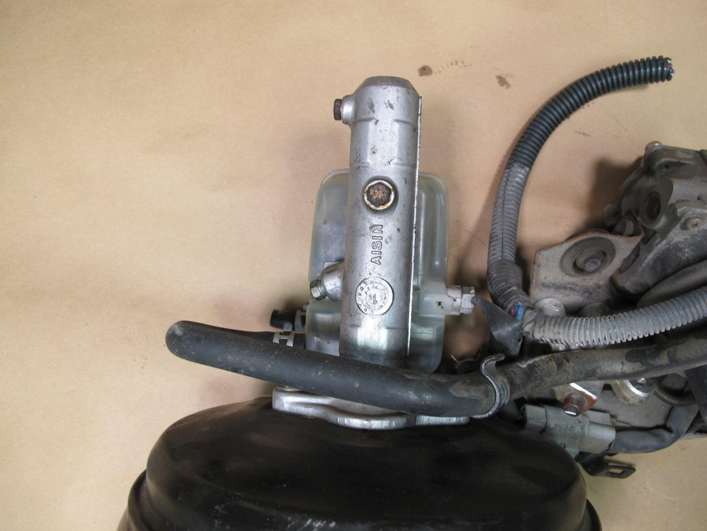 95-97 Lexus UCF20L LS400 Brake Master Cylinder Booster Traction Pump Assy OEM