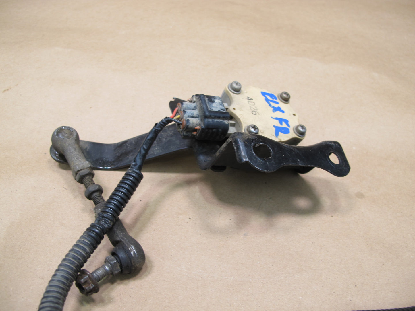 03-07 Lexus UZJ100L LX470 Front & Rear Suspension Height Level Sensor Set of 3
