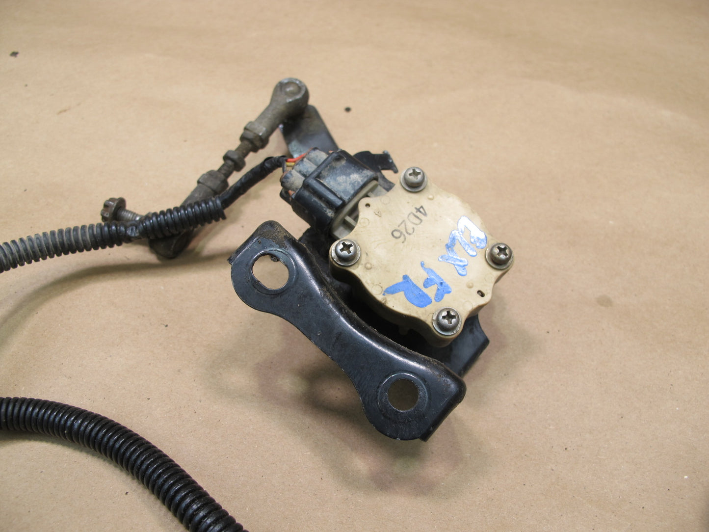 03-07 Lexus UZJ100L LX470 Front & Rear Suspension Height Level Sensor Set of 3