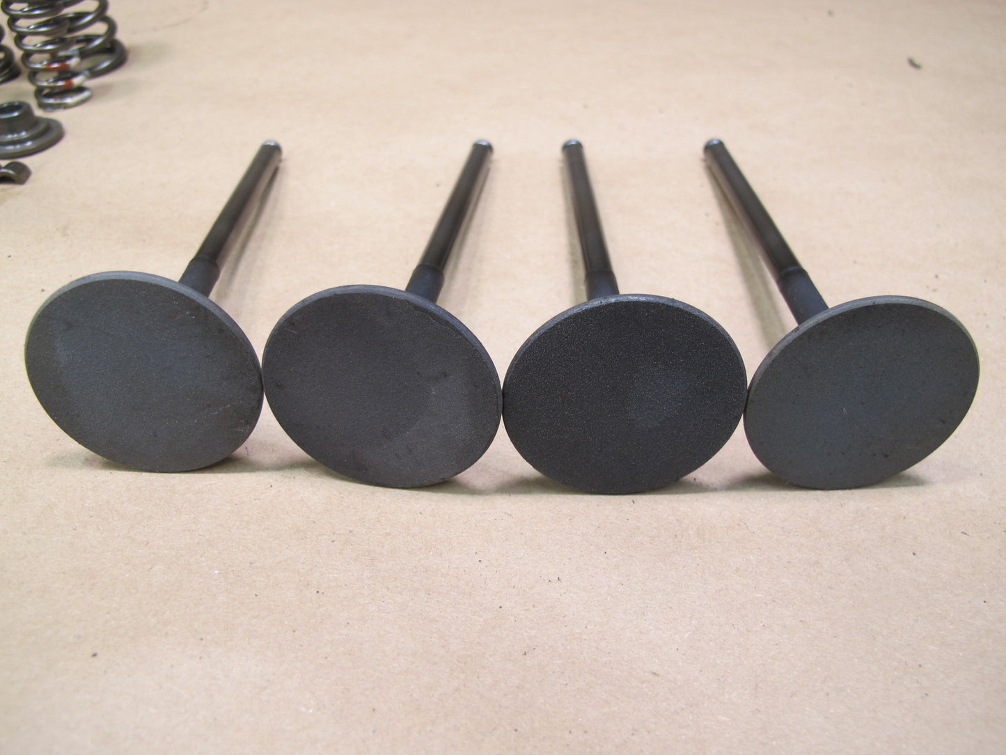 03-08 Mercedes SL55 AMG 12 Engine Exhaust Valve Spring Retainer Keeper Set OEM