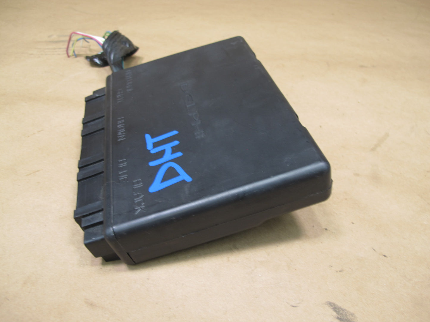 2003 Hummer H2 BCM Body Computer Control Module Unit 15198179