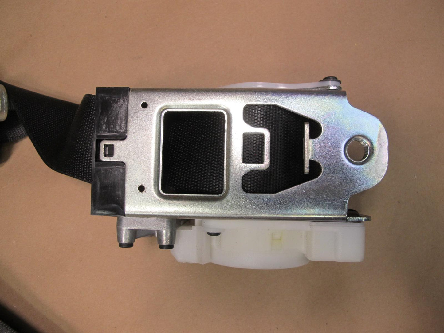 05-08 MERCEDES R171 SLK350 FRONT RIGHT & LEFT SIDE SEATBELT RETRACTOR SET OEM