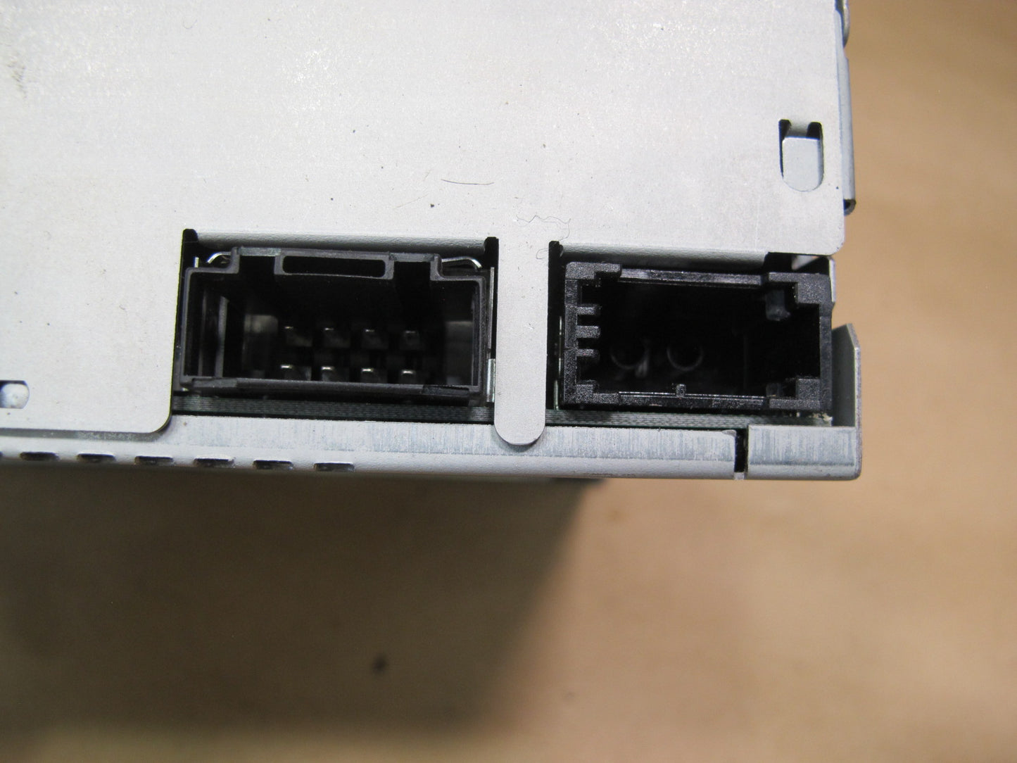 05-11 Mercedes R171 Slk-class GPS Navigation System DVD Module 2208206085 OEM