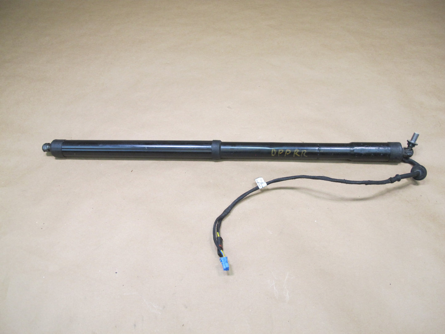 2010-2016 Porsche Panamera 970 Rear Trunk Lid Shock Lift Strut Support Set of 2