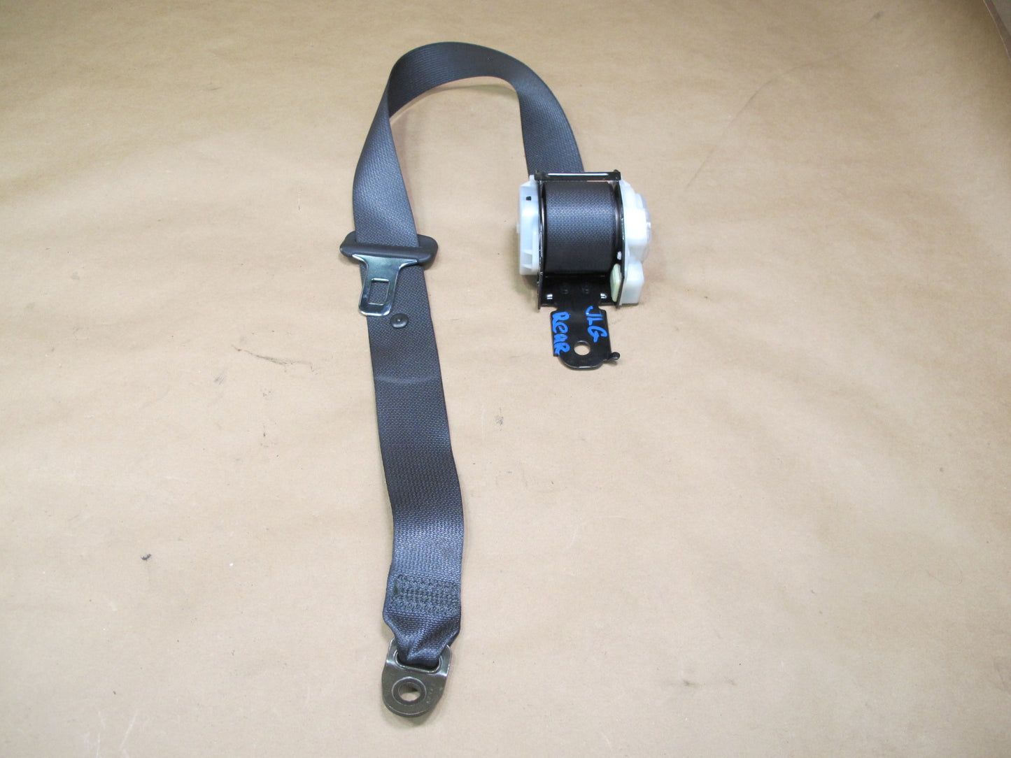 01-05 LEXUS GS300 GS430 REAR LEFT CENTER RIGHT SIDE SEATBELT RETRACTOR SET OEM