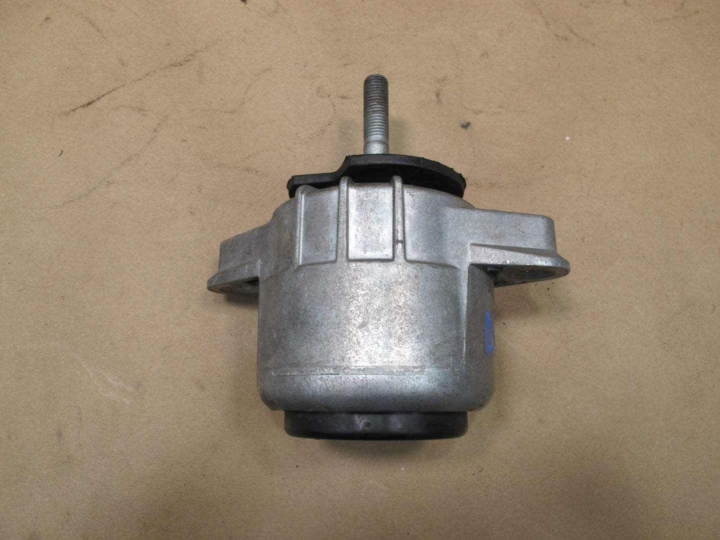 2011-2013 Porsche Panamera 970 3.6L AWD Left & Right Engine Motor Mount Set of 2