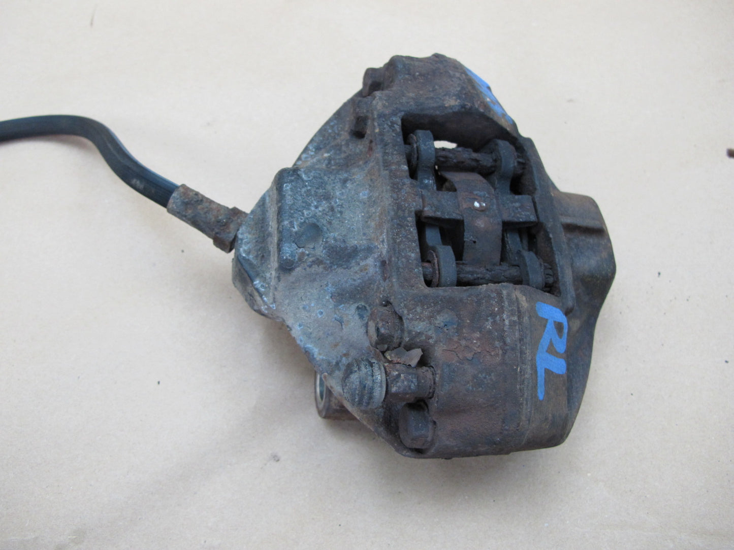 86-91 Mercedes W126 560SEL 560SEC Set of 2 Rear Left & Right Brake Caliper OEM