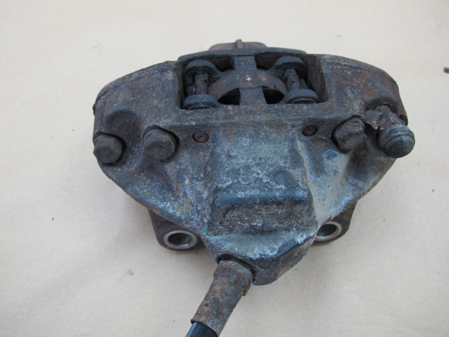86-91 Mercedes W126 560SEL 560SEC Set of 2 Rear Left & Right Brake Caliper OEM