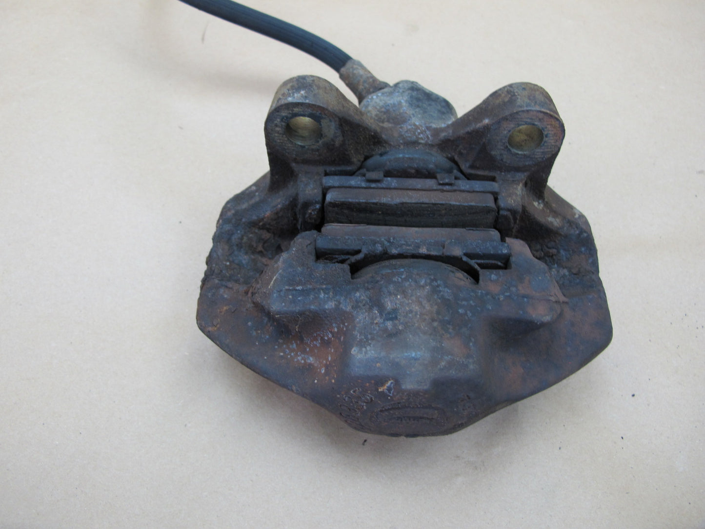 86-91 Mercedes W126 560SEL 560SEC Set of 2 Rear Left & Right Brake Caliper OEM