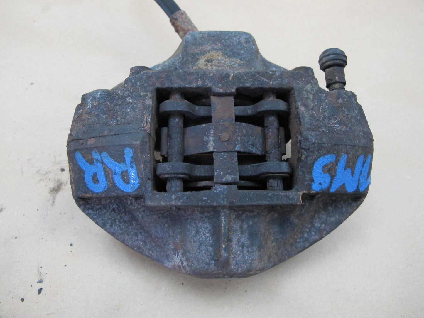 86-91 Mercedes W126 560SEL 560SEC Set of 2 Rear Left & Right Brake Caliper OEM