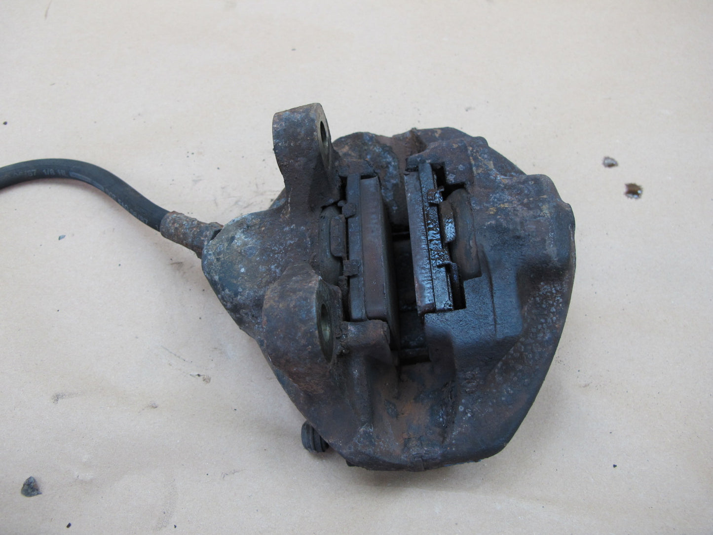 86-91 Mercedes W126 560SEL 560SEC Set of 2 Rear Left & Right Brake Caliper OEM