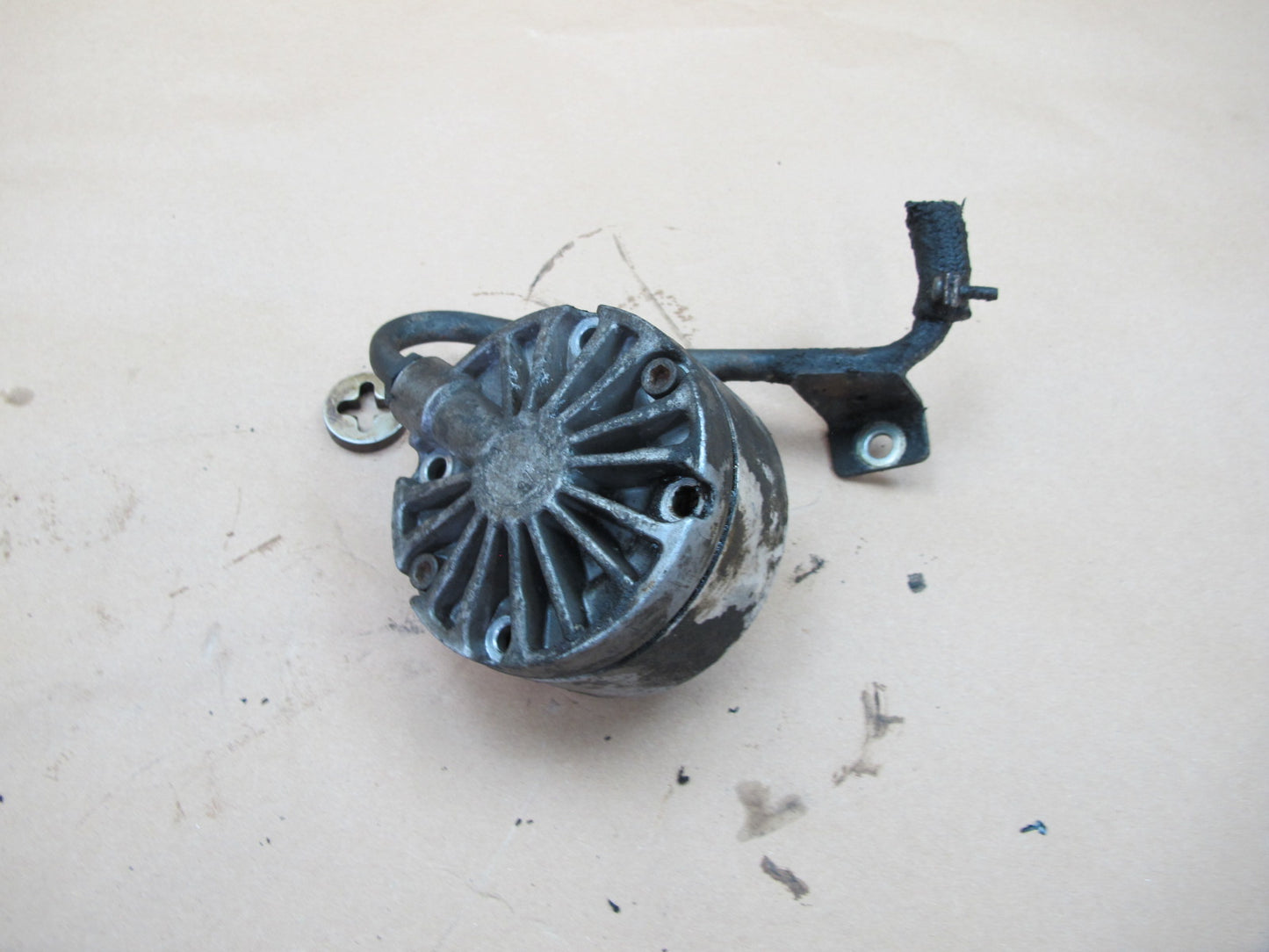 86-91 Mercedes W126 560SEL HPF Hydro Pneumatic Suspension Pump Hydraulic OEM