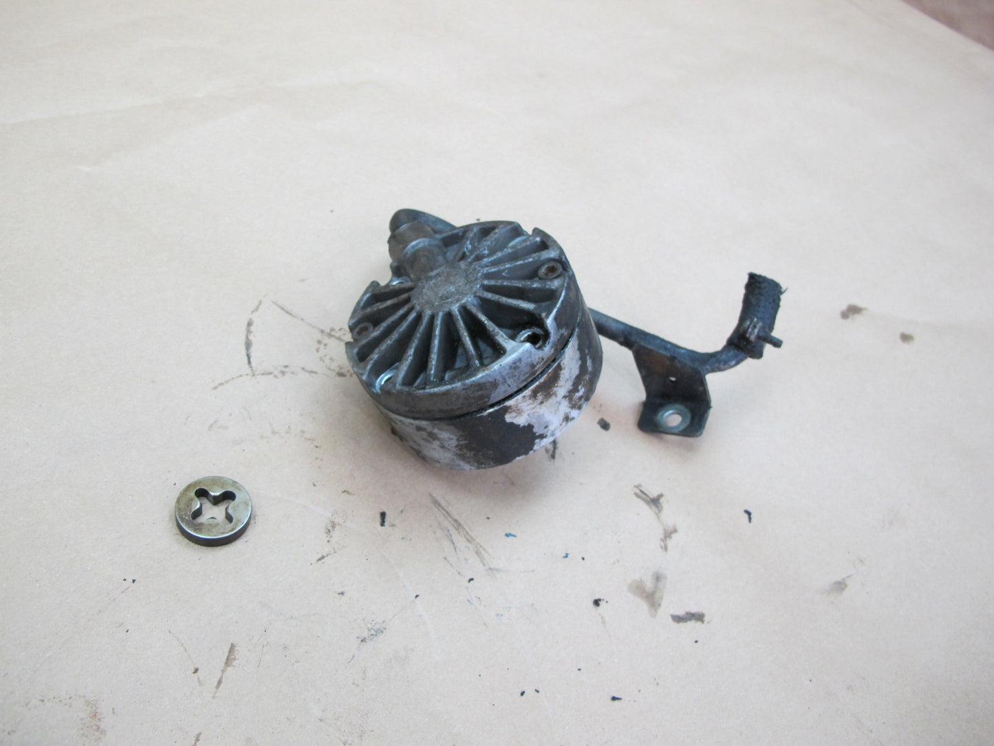 86-91 Mercedes W126 560SEL HPF Hydro Pneumatic Suspension Pump Hydraulic OEM