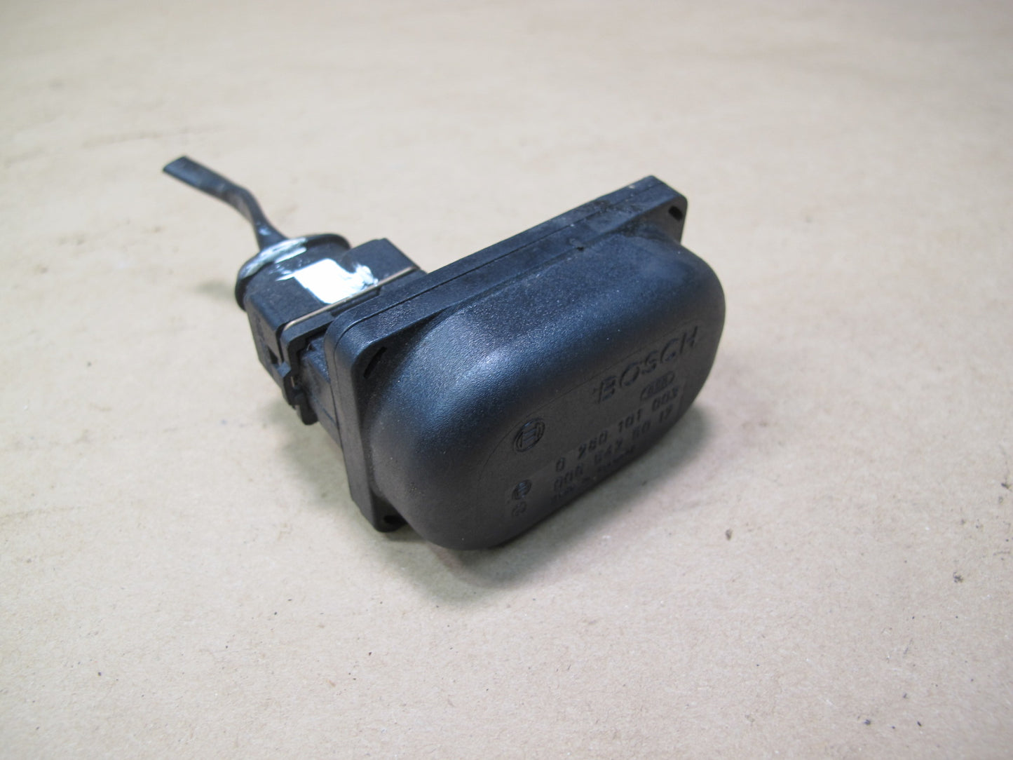 86-91 Mercedes W126 Altitude MAP Pressure Sensor 0065425017 OEM