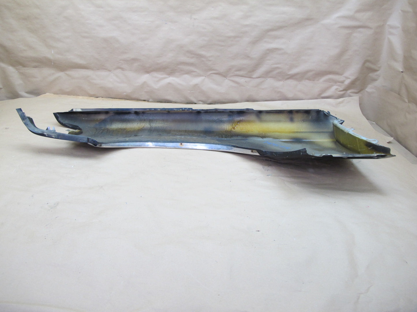 86-91 Mercedes W126 560SEL Front Right Fender Shell Cover Panel OEM