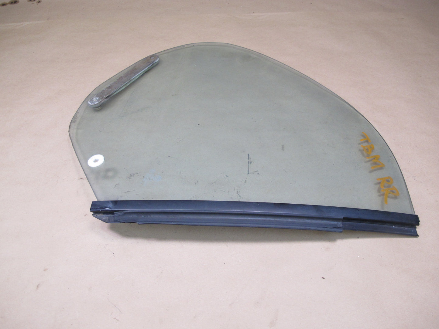 87-91 BMW E30 3-SERIES Convertible Rear Right Quarter Glass Window OEM